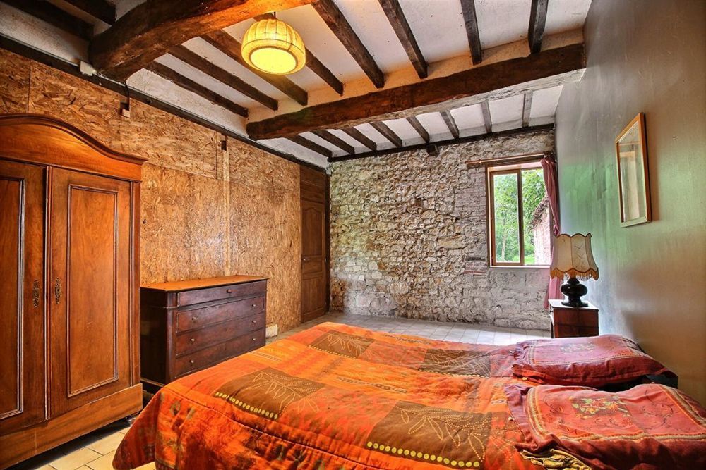 � vendre  Propri�t�/ch�teau Myennes (58440)