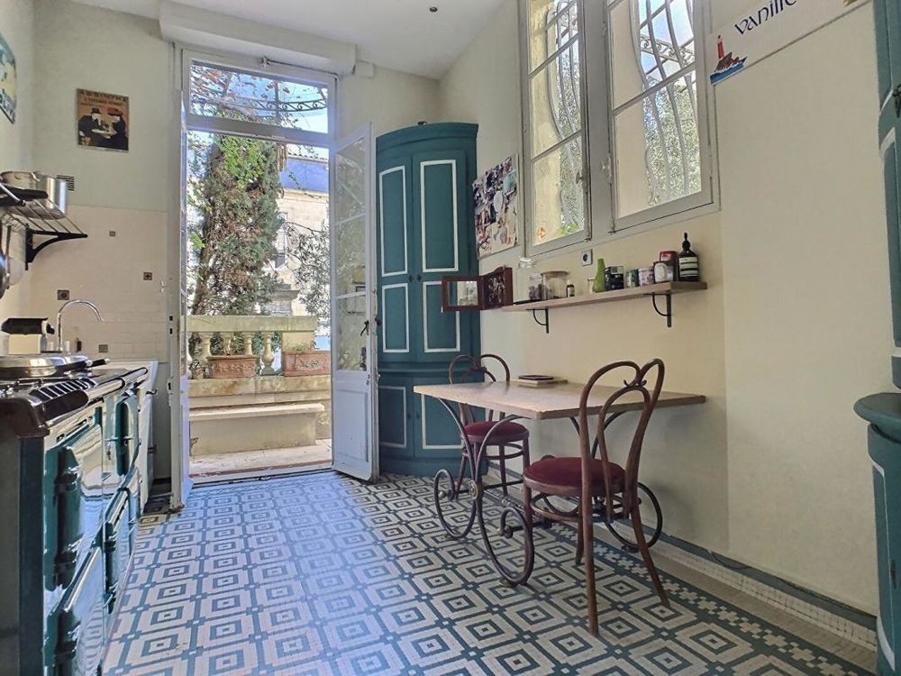 � vendre  Propri�t�/ch�teau Bordeaux (33000)