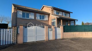  Villa � vendre 8 pi�ces 135 m�