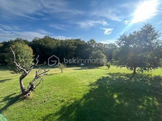  Maison � vendre 9 pi�ces 202 m�