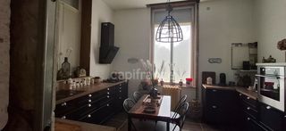  Maison � vendre 8 pi�ces 234 m�