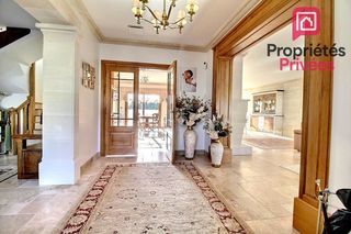  Propri�t�/ch�teau � vendre 7 pi�ces 195 m�