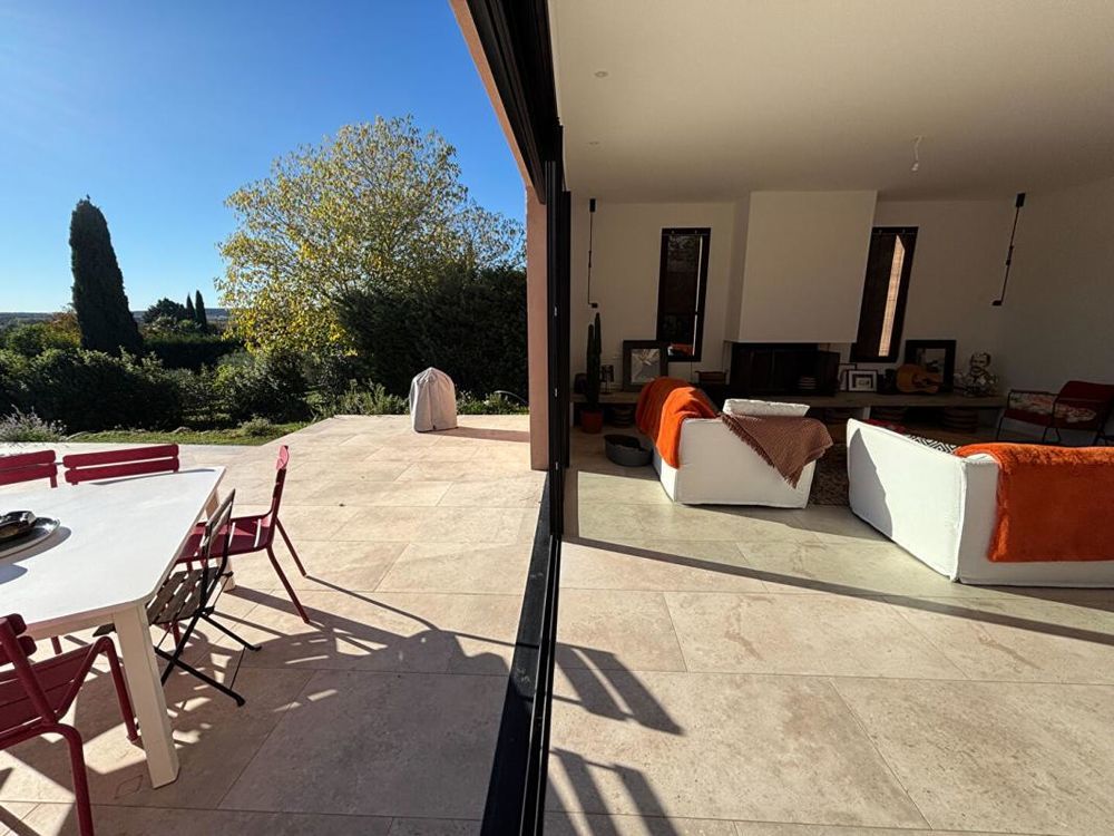� vendre  Villa Uz�s (30700)