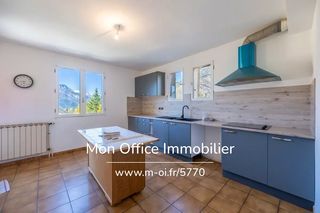  Maison � vendre 7 pi�ces 210 m�