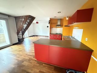  Duplex/triplex � vendre 4 pi�ces 70 m�