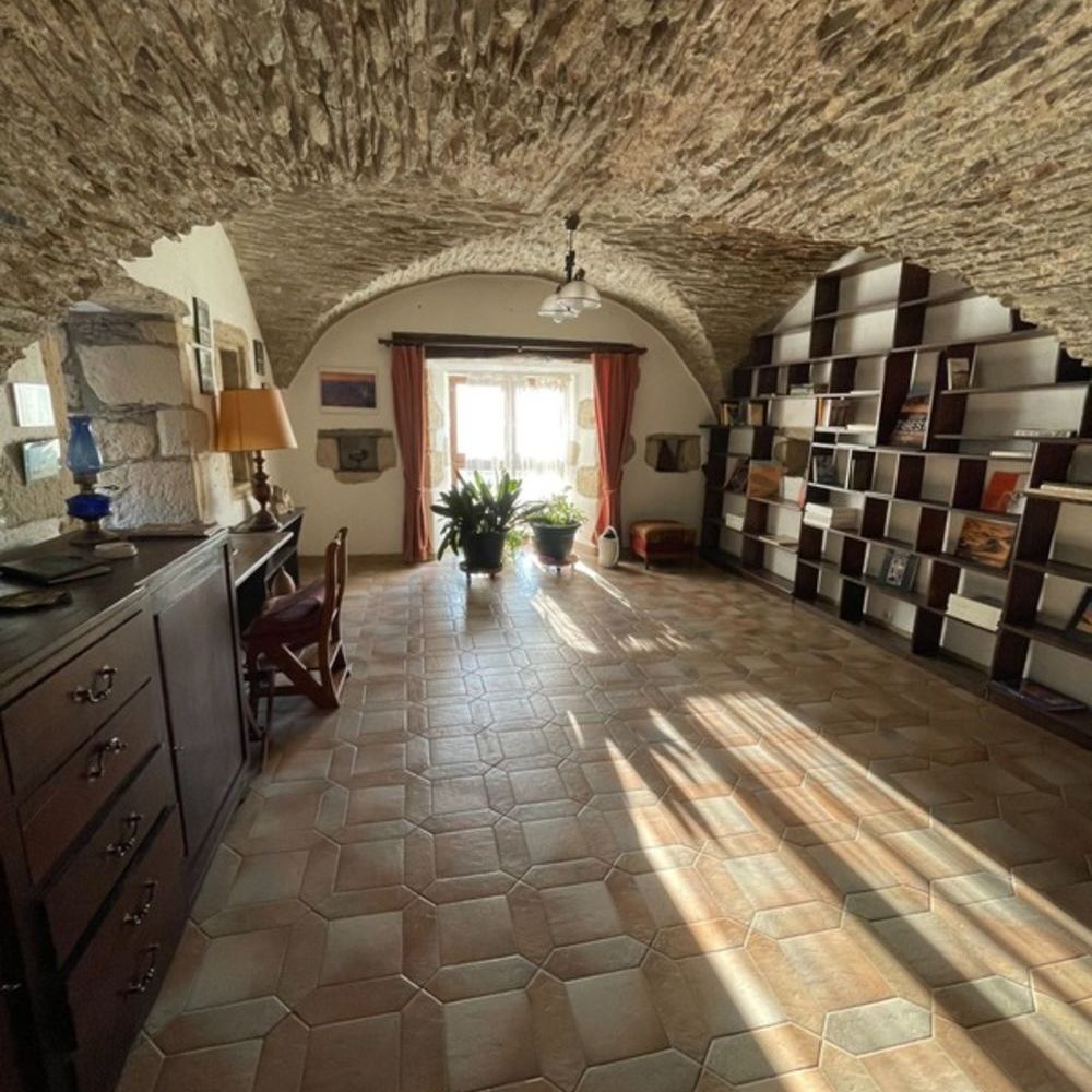 � vendre  Maison Le Collet-de-D�ze (48160)