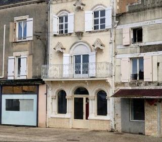  Maison � vendre 5 pi�ces 213 m�