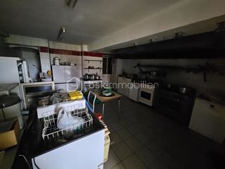  Immeuble � vendre 10 pi�ces 300 m�