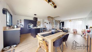  Maison � vendre 6 pi�ces 140 m�