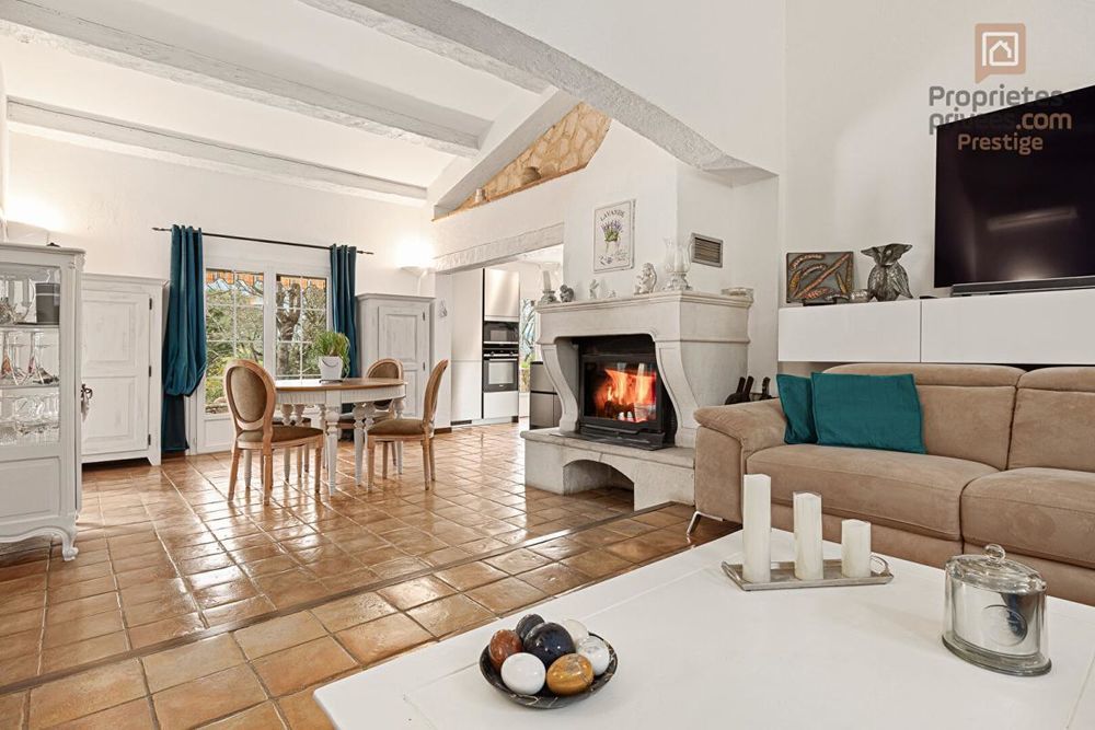 � vendre  Maison Saint-Paul-en-For�t (83440)