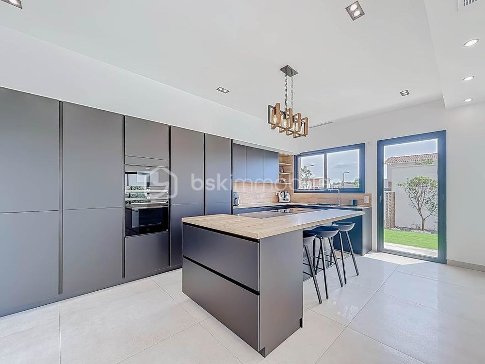 � vendre  Maison Montarnaud (34570)