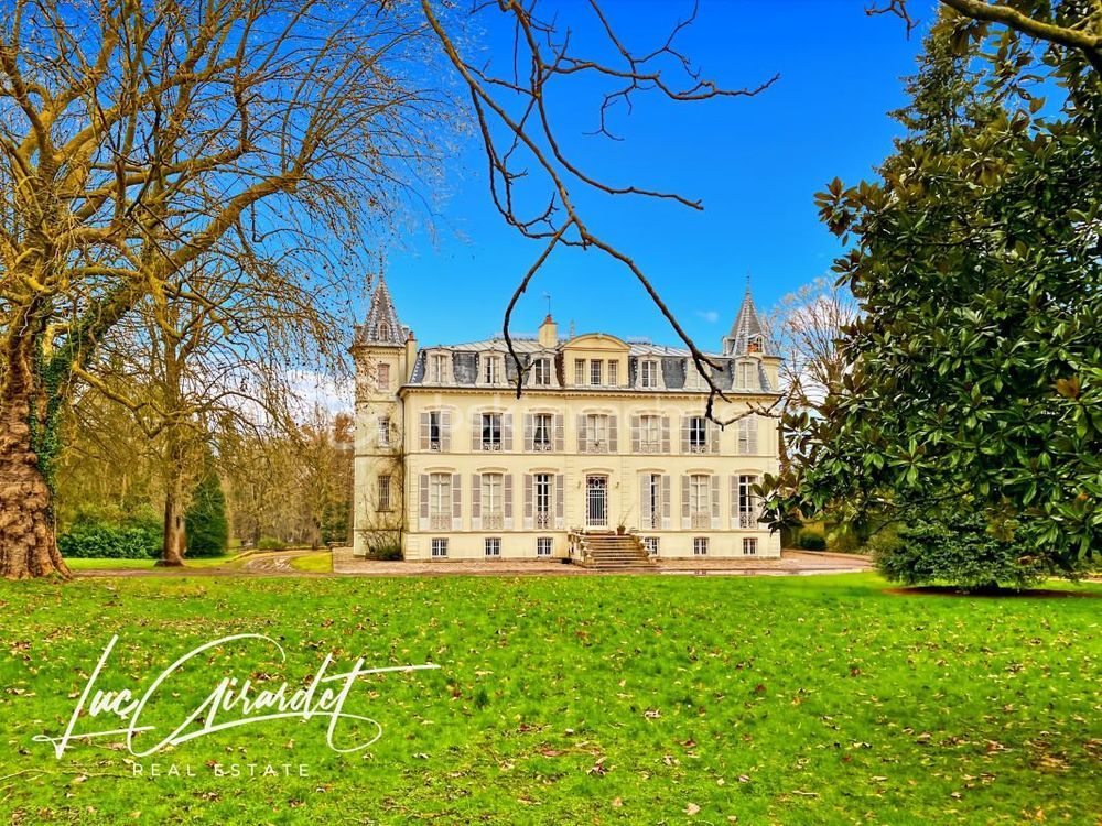 � vendre  Propri�t�/ch�teau Coulommiers (77120)