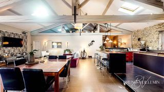  Propri�t�/ch�teau � vendre 15 + pi�ces 500 m�