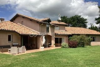  Maison � vendre 9 pi�ces 261 m�