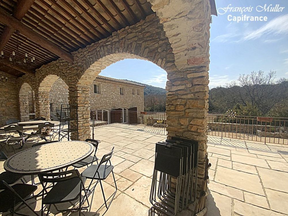 � vendre  Propri�t�/ch�teau Banon (04150)