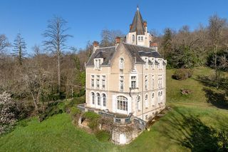  Propri�t�/ch�teau � vendre 12 pi�ces 417 m�