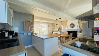  Propri�t�/ch�teau � vendre 15 + pi�ces 252 m�