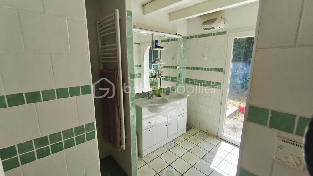 � vendre  Propri�t�/ch�teau Solli�s-Pont (83210)