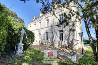  Propri�t�/ch�teau � vendre 13 pi�ces 380 m�