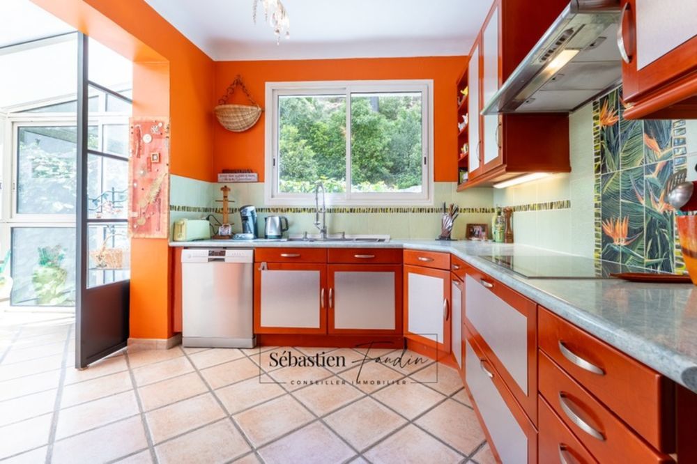 � vendre  Maison Vitrolles (13127)