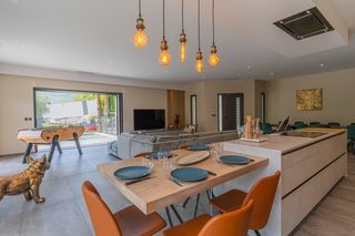  Maison � vendre 6 pi�ces 193 m�