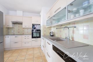  Appartement � vendre 8 pi�ces 192 m�