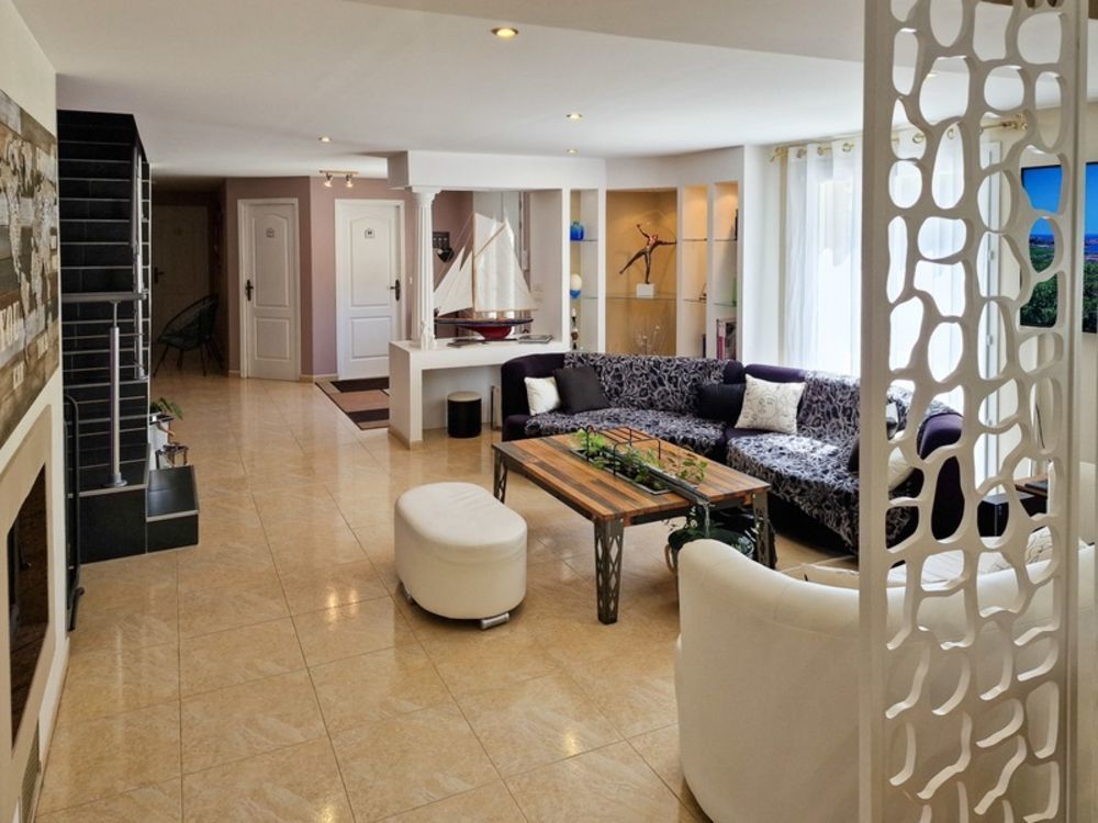 � vendre  Propri�t�/ch�teau Pl�guien (22290)