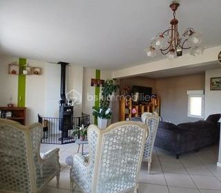  Maison � vendre 9 pi�ces 270 m�