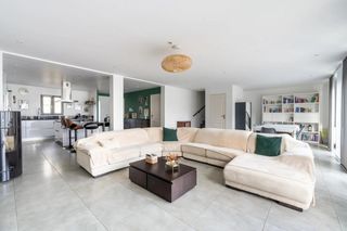  Maison � vendre 8 pi�ces 225 m�