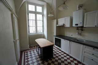  Appartement � louer 4 pi�ces 98 m�