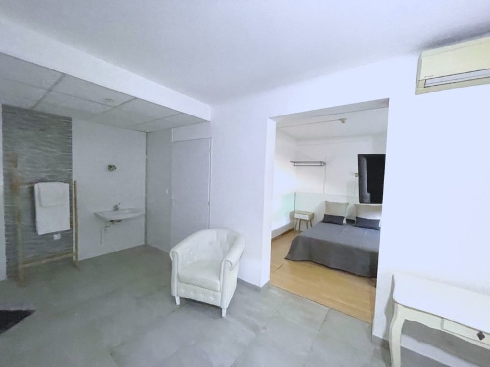 � vendre  Maison Saint-Hilaire-de-Brethmas (30560)