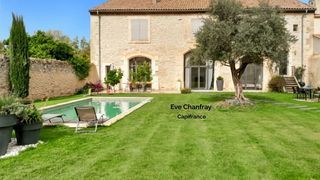  Maison � vendre 10 pi�ces 325 m�