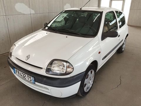 Renault Clio II 1.9D 65 3P 2001 occasion Saint-Jeannet 06640