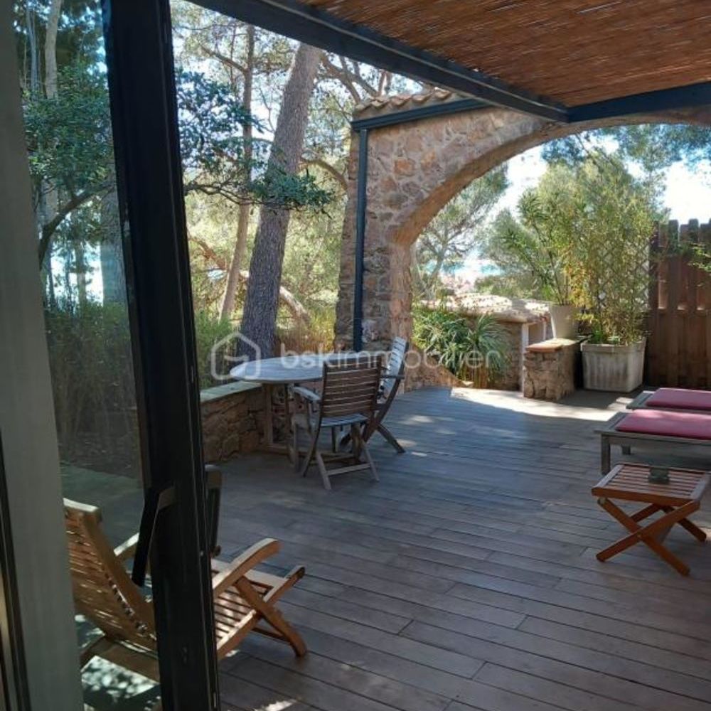 � vendre  Propri�t�/ch�teau S�te (34200)