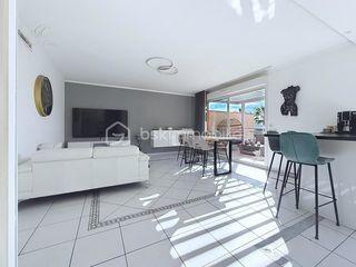  Appartement � vendre 3 pi�ces 72 m�