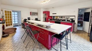  Maison � vendre 6 pi�ces 240 m�