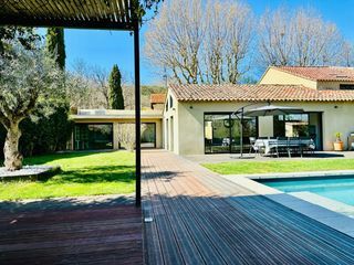  Maison � vendre 6 pi�ces 200 m�