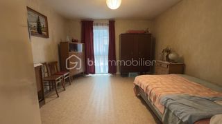  Immeuble � vendre 7 pi�ces 147 m�