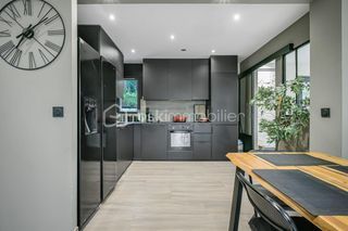  Villa � vendre 10 pi�ces 185 m�