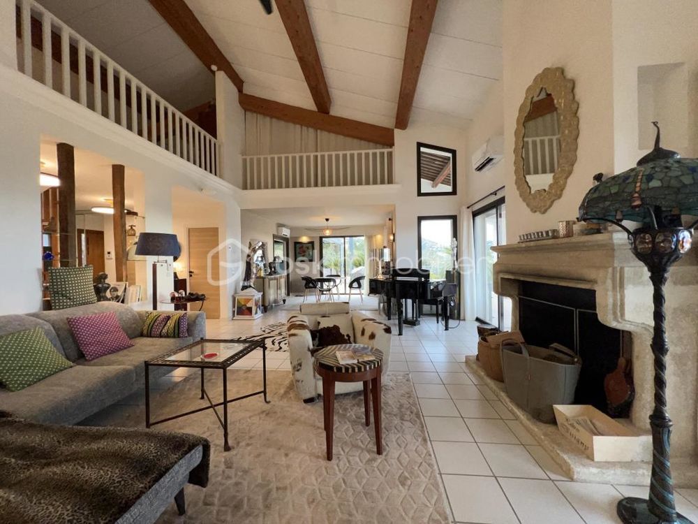 � vendre  Villa Agay (83530)