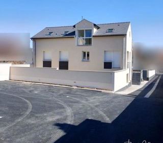  Immeuble � vendre 15 + pi�ces 362 m�