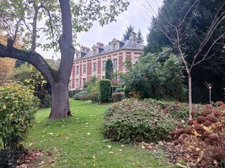  Propri�t�/ch�teau � vendre 11 pi�ces 430 m�