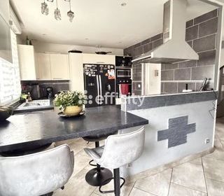  Maison � vendre 7 pi�ces 160 m�