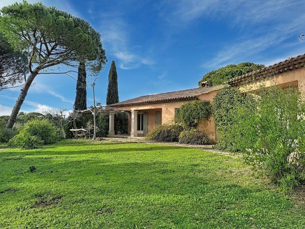 � vendre  Villa Roquebrune-sur-Argens (83520)