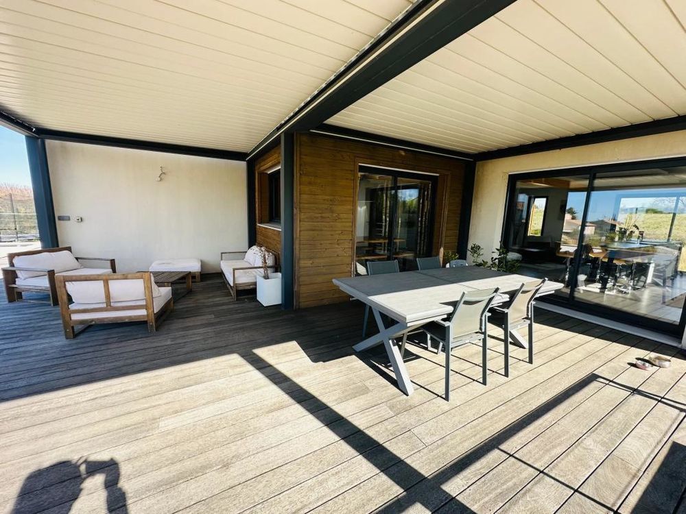 � vendre  Maison Valensole (04210)