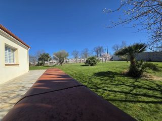  Villa � vendre 7 pi�ces 250 m�