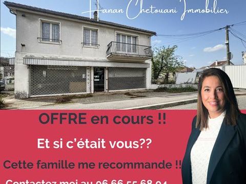   Terrain constructible , Local commercial , Appartement F4 , Ensemble immobilier polyvalent Maison - 10 pi�ce(s) - 216 m�