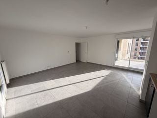  Appartement � louer 4 pi�ces 87 m�