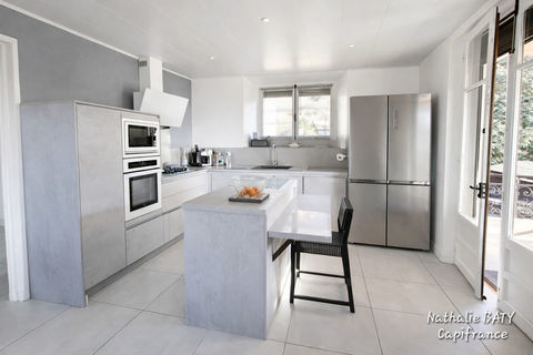   Maison familiale 174 m� 4/5 chambres + espace pro ind�pendant � 20 min Annecy Maison - 5 pi�ce(s) - 174 m�