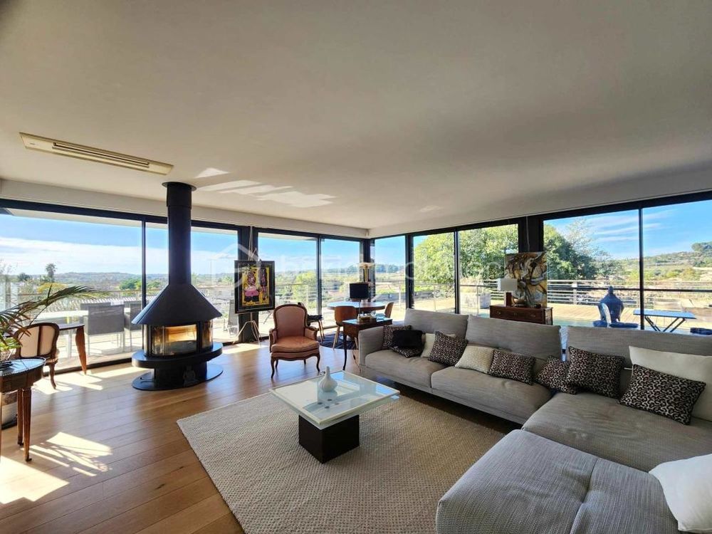 � vendre  Maison P�zenas (34120)